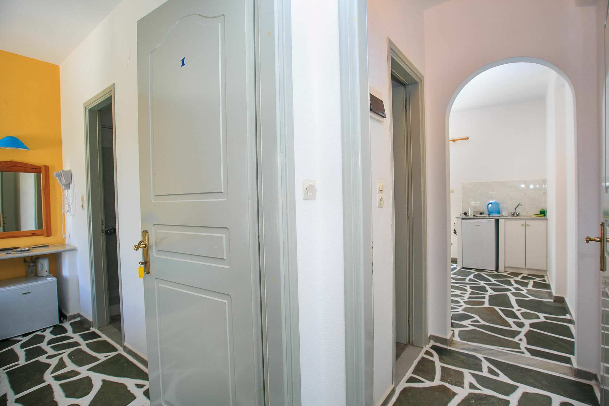 Ampeli Apartments Parikia  Exterior photo